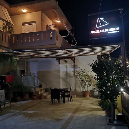 Agia Marina Nicolas Studios & Apartments מראה חיצוני תמונה